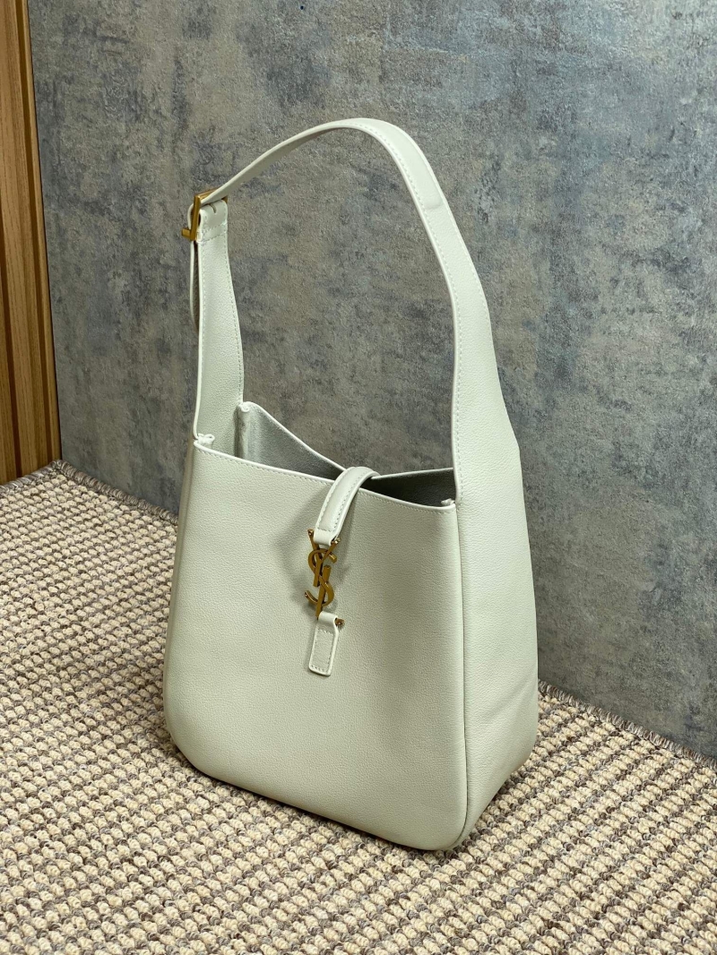 Y51 hobo bags